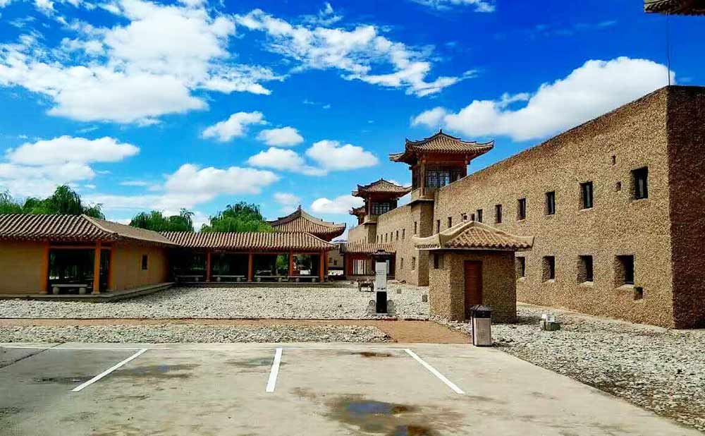 Building of The Silk Road Dunhuang Hotel